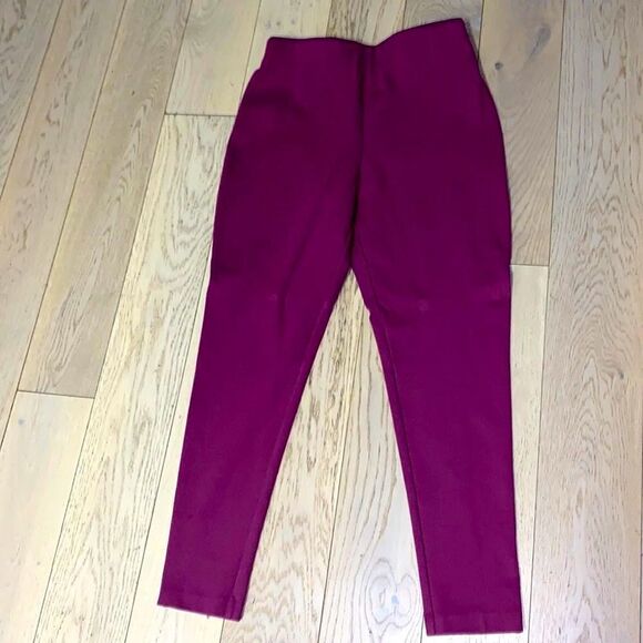 BANANA FACTORY PETITE LUXESTRETCH LEGGING IN BEET ROOT - Picture 3 of 4